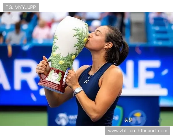 网坛新王诞生：少年横扫豪门选手